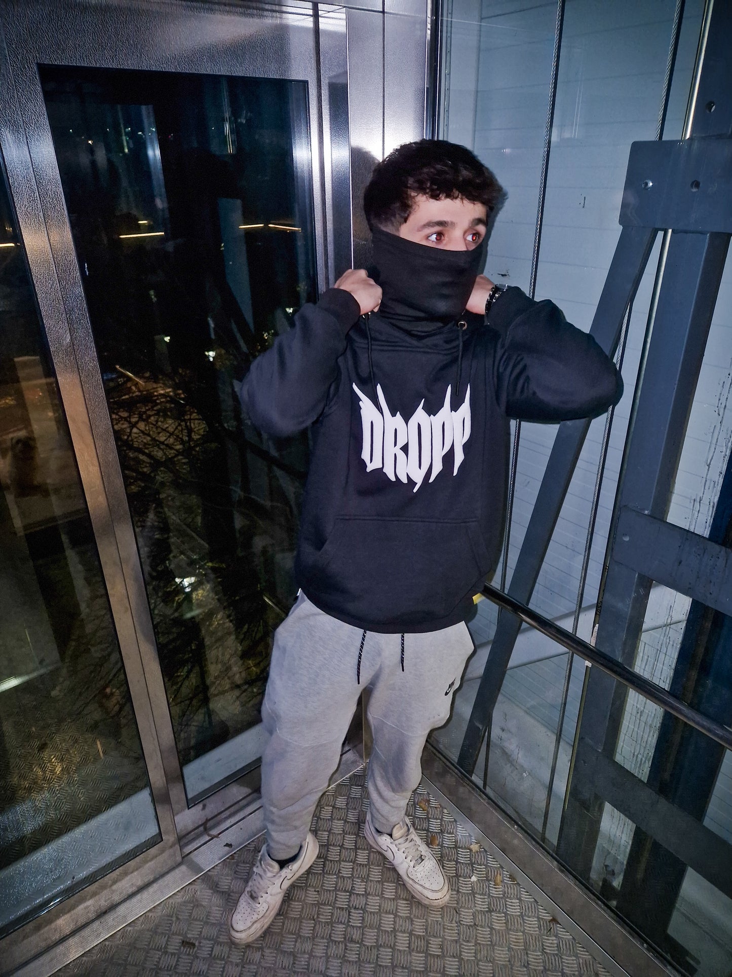 Dropp hoodie 001